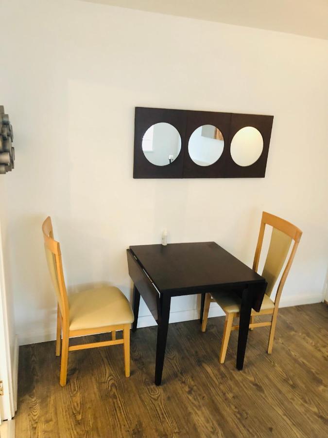 Bishop'S Gate Apartment Londonderry Exteriör bild
