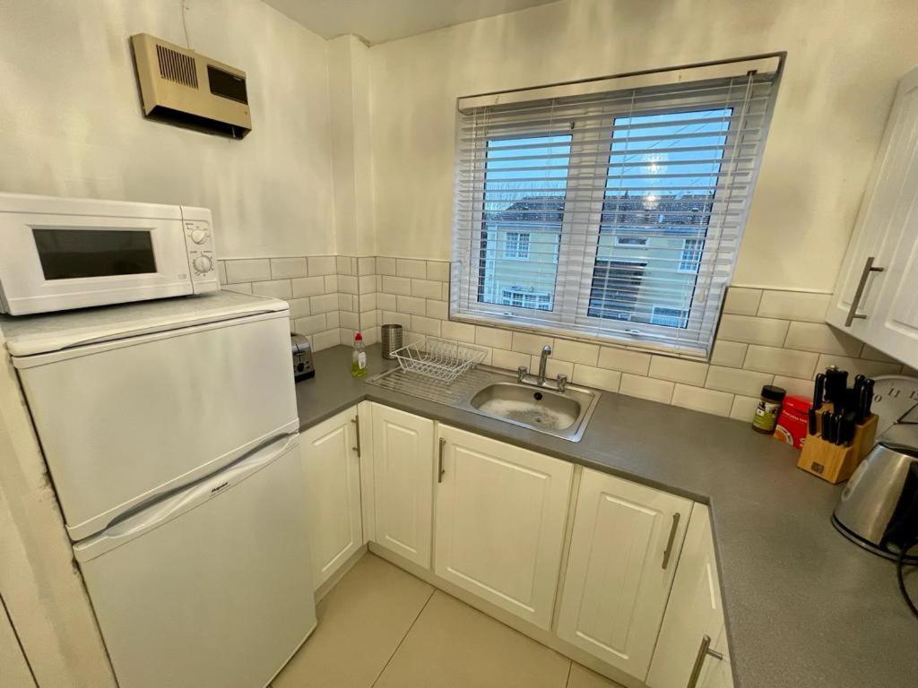 Bishop'S Gate Apartment Londonderry Exteriör bild