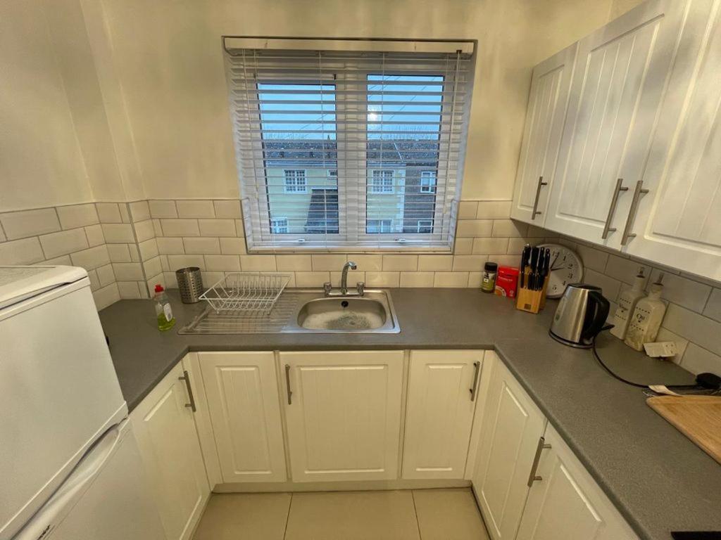 Bishop'S Gate Apartment Londonderry Exteriör bild